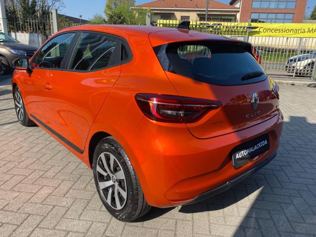 Renault Clio Full Hybrid E-Tech 145 CV 5 porte Equilibre - foto 4 di 4