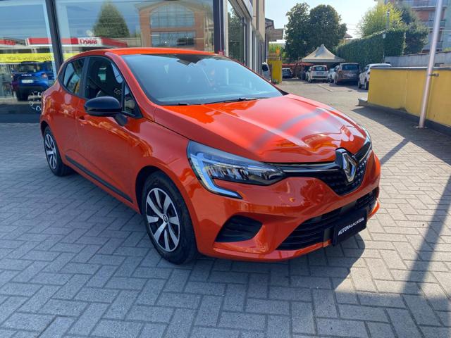 Renault Clio Full Hybrid E-Tech 145 CV 5 porte Equilibre - foto 2 di 4