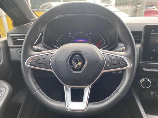 Renault Clio Full Hybrid E-Tech 140 CV 5 porte Intens usato a ARCORE