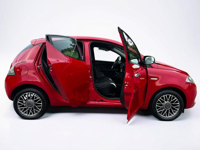 Lancia Ypsilon 1.3 MJT 16V 95 CV 5 porte S&S Gold - foto 4 di 4