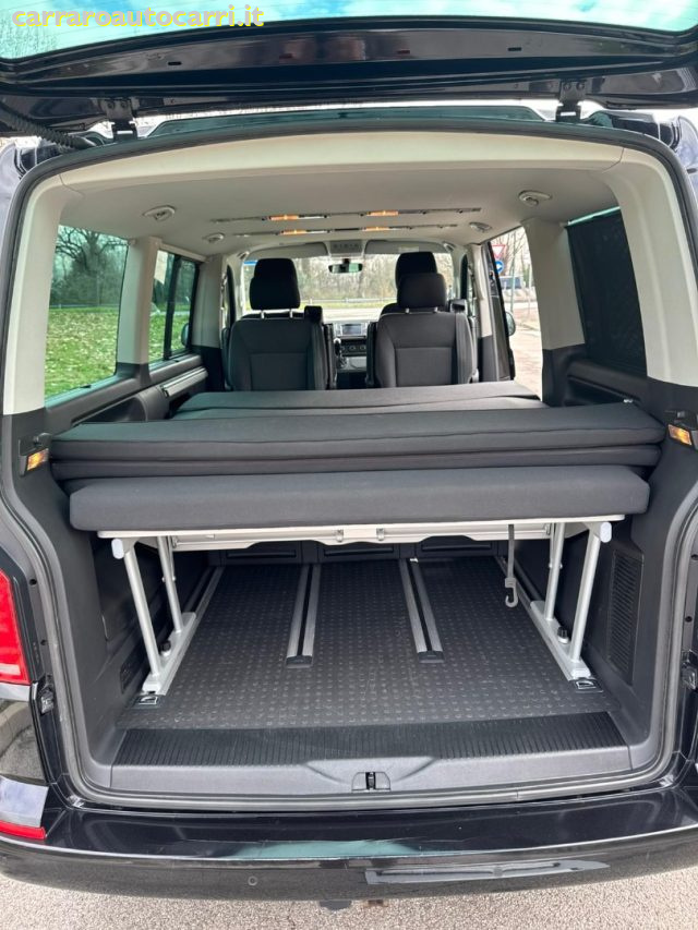 Volkswagen Multivan 2.0 TDI 150CV DSG Space 4 MOTION, del 2019, 73.058 km, in vendita a Marghera (VE)