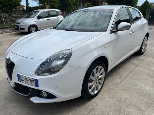 Alfa Romeo Giulietta 1.4 Turbo 120 CV Super GAS/GPL usato a NOGAROLE ROCCA