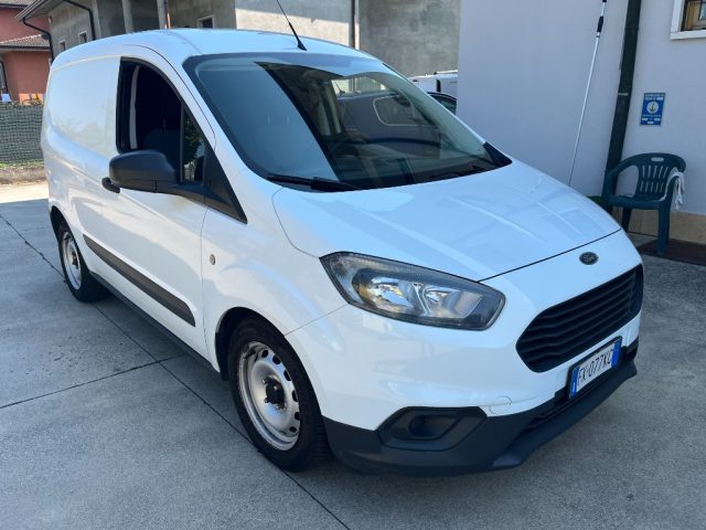 Ford Transit Courier 1.5 TDCi 75CV Van Entry - foto 3 di 4