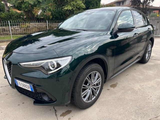 Alfa Romeo Stelvio 2.2 Turbodiesel 190 CV AT8 Q4 Business CAMBIO AUTO, del 2019, 101.500 km, in vendita a Nogarole Rocca (VR)