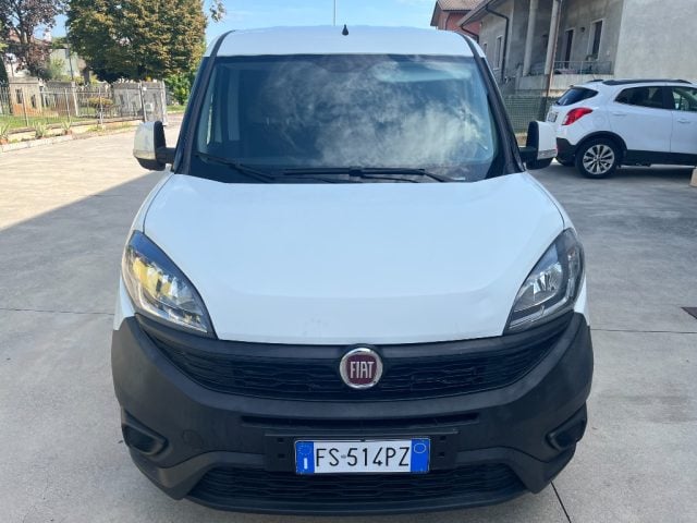 Fiat Doblo Doblò 1.6 MJT 105CV SX 3 posti IDEALE PER ANIMALI - foto 2 di 4