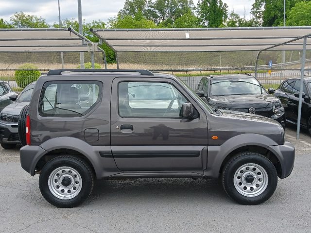 Suzuki Jimny 1.3i 16V cat 4WD JLX - foto 4 di 4