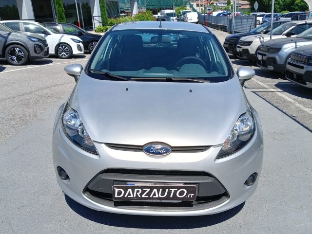 Ford Fiesta + 1.2 60CV 5 porte - foto 2 di 4