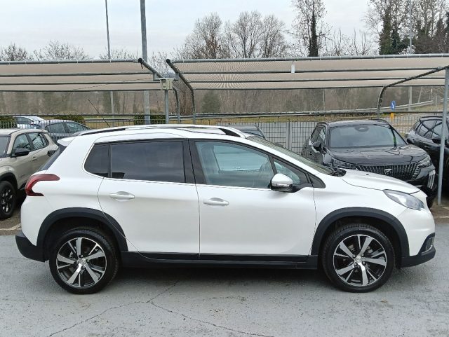 Peugeot 2008 BlueHDi 100 Allure - foto 4 di 4