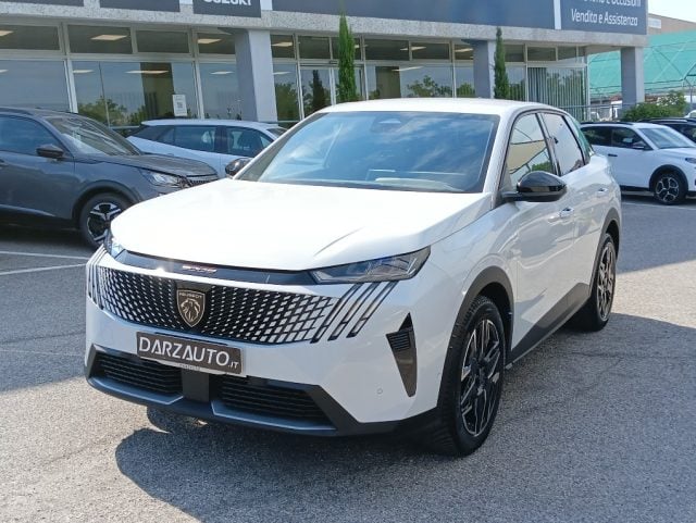 Peugeot 3008 Hybrid 145 e-DCS6 Allure + Full Options, del 2026, in vendita a Desenzano Del Garda (BS)