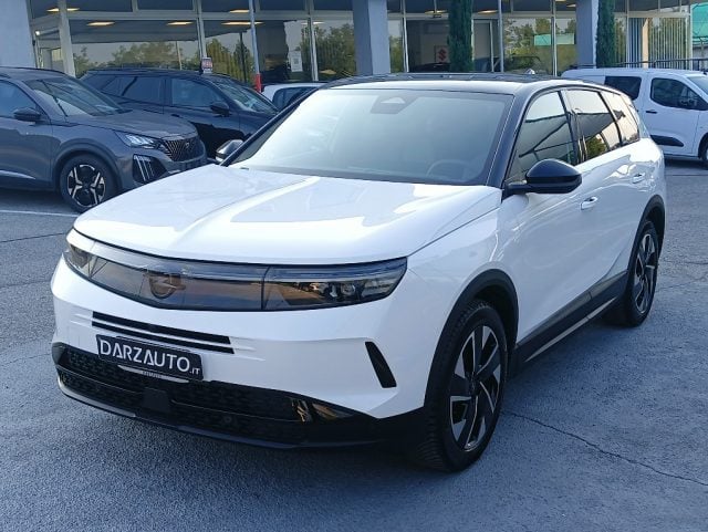 Opel Grandland Hybrid 145 CV EDCT GS, del 2025, 20.200 km, in vendita a Desenzano Del Garda (BS)