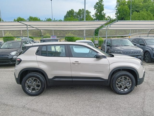 Jeep Avenger 1.2 Turbo 110 CV e-Hybrid Longitude - foto 4 di 4