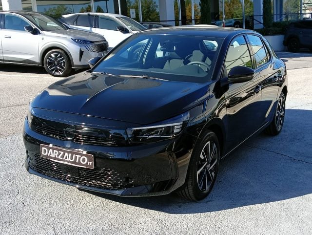 Opel Corsa 1.2 100 CV GS, del 2025, 14.500 km, in vendita a Desenzano Del Garda (BS)