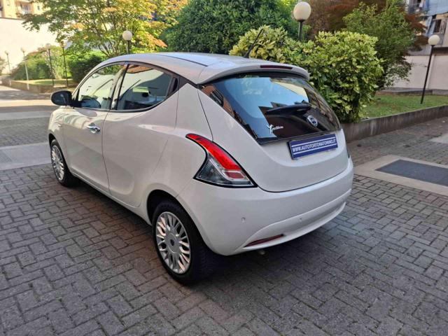 Lancia Ypsilon 1.2 69 CV 5 porte GPL Ecochic Gold - foto 4 di 4