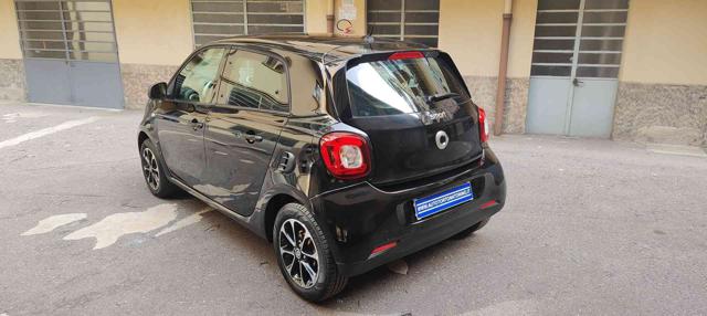 smart forFour 70 1.0 Passion TETTO PANORAMA!!! - foto 2 di 4