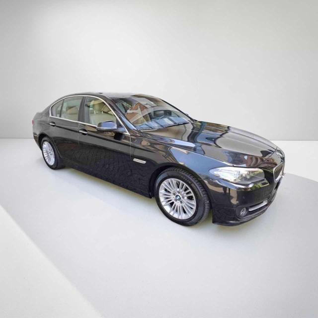 BMW 520 d Luxury Automatic-Led-Pelle-Navi usato a TORINO