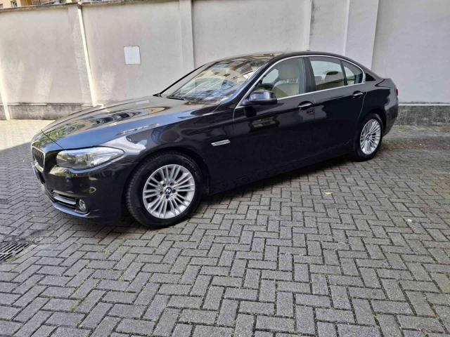 BMW 520 d Luxury Automatic-Led-Pelle-Navi usato a TORINO