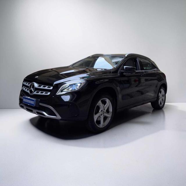 Mercedes-Benz GLA 180 d Sport PELLE-LED-NAVI!!!! usato a TORINO