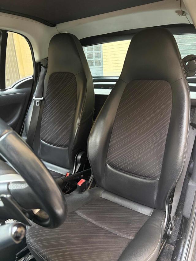 smart forTwo 800 CDI coup� PURE PELLE-AUTOMATICA usato a TORINO