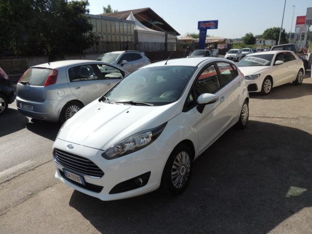 Ford Fiesta 1.5 TDCi 75CV 5 porte Business usato a QUARTO