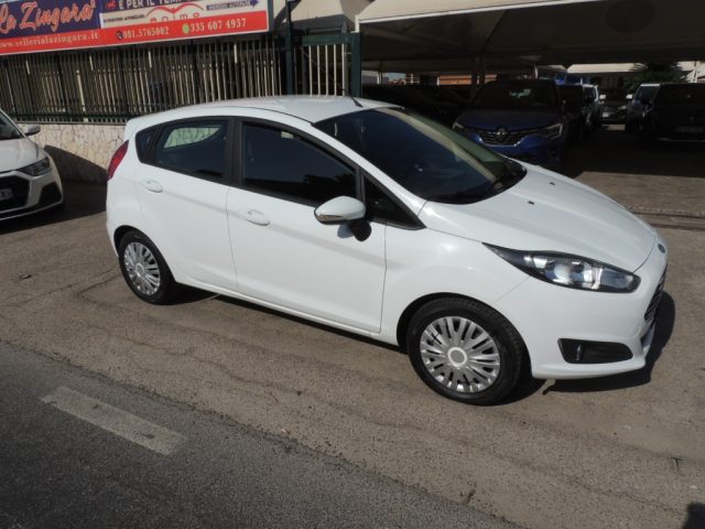 Ford Fiesta 1.5 TDCi 75CV 5 porte Business - foto 3 di 4