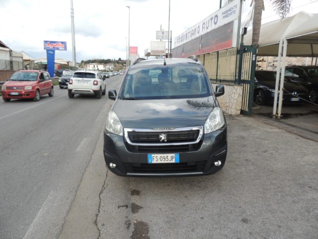 Peugeot Partner BlueHDi 100 L1 Pian.Cab. isotermico distribuzione usato a QUARTO