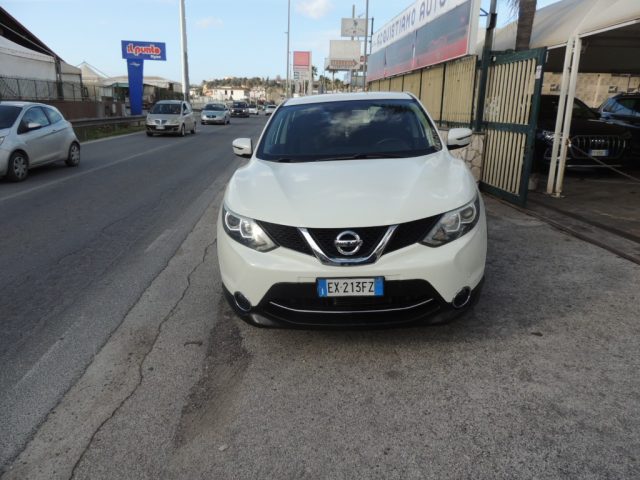 Nissan Qashqai 1.6 dCi 4WD Acenta Premium usato a QUARTO