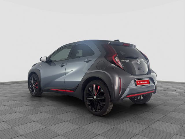 Toyota Aygo X Aygo X 1.0 VVT-i 72 CV 5p. Undercover - foto 3 di 4