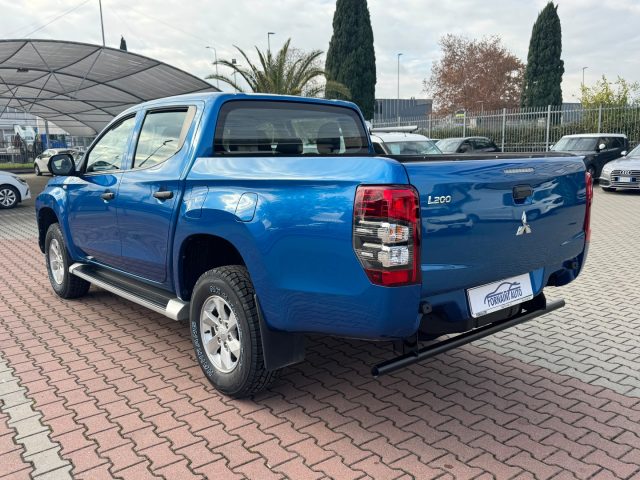 Mitsubishi L200 2.3 D DOUBLE CAB 4x4 EASY SELECT INVITE CONNECT - foto 4 di 4