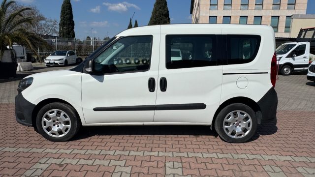 Fiat Doblo 1.3 Mjet S.&S. PC COMBI 5 POSTI N1 EASY usato a SESTO FIORENTINO