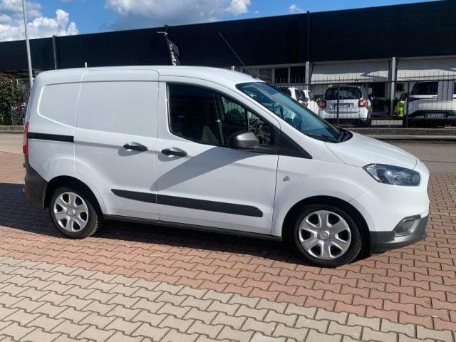 Ford Transit Courier 1.5 TDCi FURGONE TREND usato a SESTO FIORENTINO