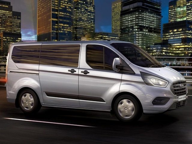Ford Transit Custom 320 2.0 TDCi 130 AUTOM. PL COMBI 8 POSTI TREND usato a SESTO FIORENTINO