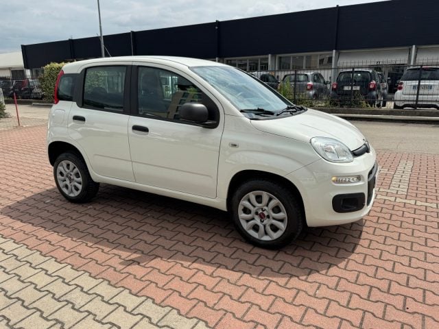 Fiat New Panda 0.9 TwinAir Turbo Natural Power EASY, del 2018, 42.596 km, in vendita a Sesto Fiorentino (FI)
