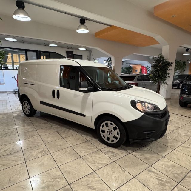 Fiat Doblo 1.6 Mjet 105cv S.&S. PL-TN CARGO MAXI 3 POSTI - foto 4 di 4