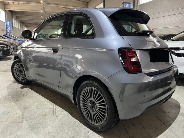 Fiat 500e Berlina 42 kWh Icon Navi/Telecam+Park/Sedili risca - foto 3 di 4