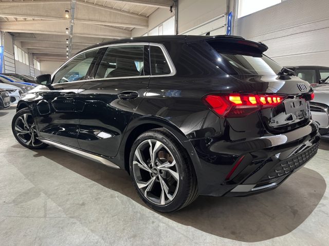Audi A3 SPB 35 TFSI Stronic S line"18 Sline LED Matrix/"26 - foto 3 di 4