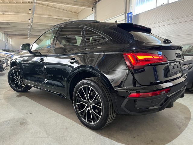 Audi Q5 SPB Sportback 40 TDI quattro Identity Black S line - foto 3 di 4