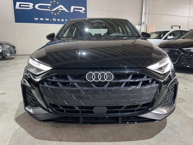 Audi A3 SPB 35 TFSI Stronic S line"18 Sline Matrix LED/"26 - foto 2 di 4