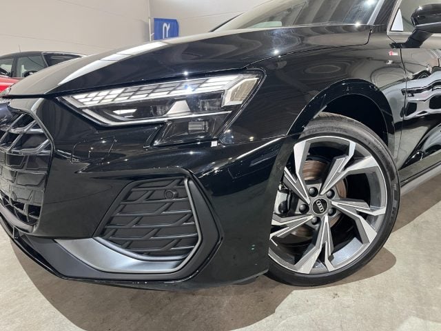 Audi A3 SPB 35 TFSI Stronic S line"18 Sline Matrix LED/"26 - foto 4 di 4