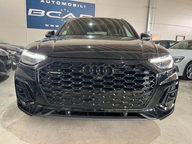 Audi Q5 SPB Sportback 40 TDI quattro S line Identity Black - foto 2 di 4