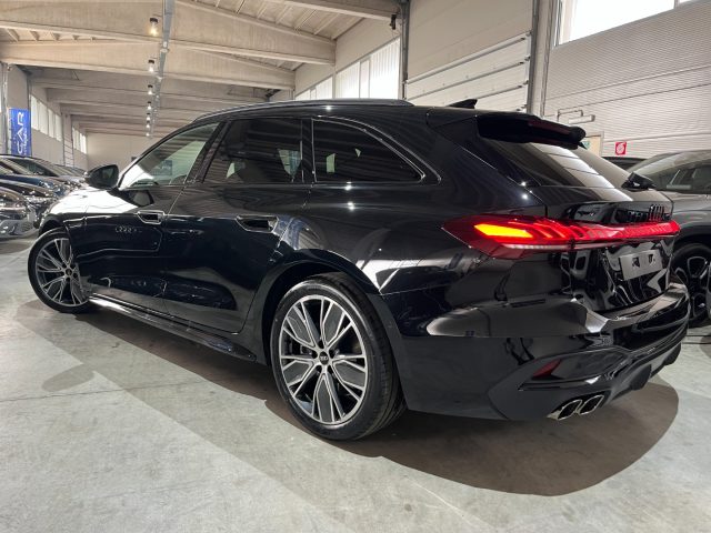 Audi A5 Avant TDI204cv mHEV Stronic S Line Black/"19 Sline - foto 3 di 4