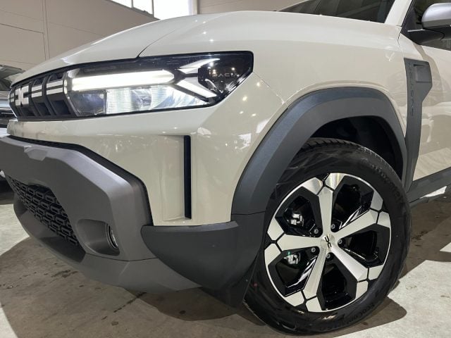Dacia Duster Tce 130 CV MHEV Journey TELEC.P/CARPLAY/LED/RUOTIN - foto 2 di 4