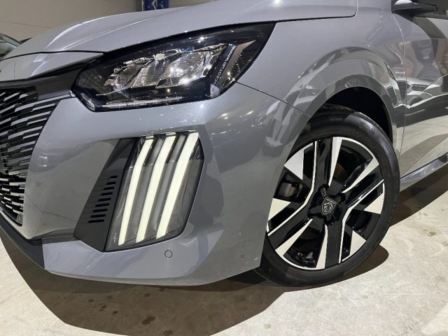 Peugeot 208 1.2 T 100CV 5p Allure /CAR PLAY-NAVIG./PARK PLUS - foto 4 di 4