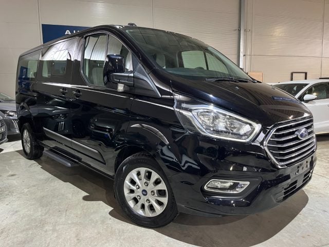 Ford Tourneo Custom 320 2.0 E.Blue 150CV PL Titanium 9 POSTI PARK PLUS - foto 2 di 4