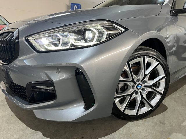 BMW 118 i 5p. Msport Edition SEDILI PERFORMANCE/18"M sport - foto 4 di 28