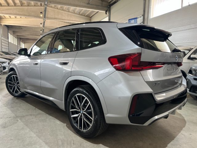 BMW X1 sDrive 18i Msport "18 M sport/Park+Telec/Navi Plus - foto 3 di 4