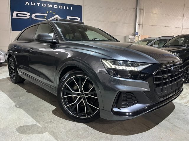 Audi Q8 50 TDI 286 CV quattro S line 22 SLINE/TETTO/BLACK - foto 2 di 4