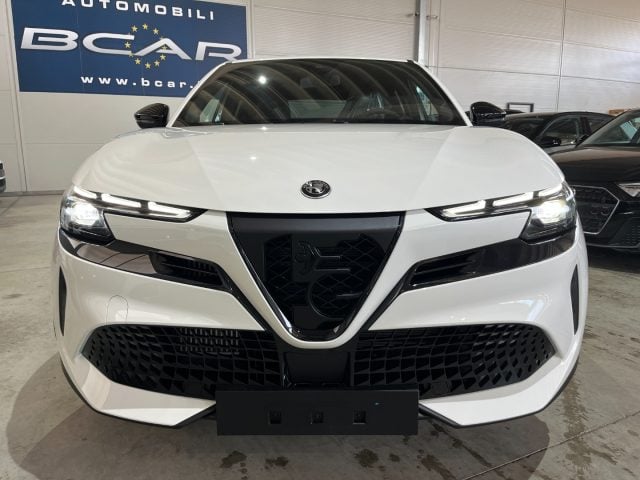 Alfa Romeo Junior 1.2 136CV Hybrid eDCT6 Speciale CERCHI "18/CARPLAY - foto 2 di 4