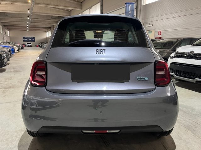 Fiat 500e Berlina 42 kWh Icon Navi/Telecam+Park/Sedili risca - foto 3 di 4
