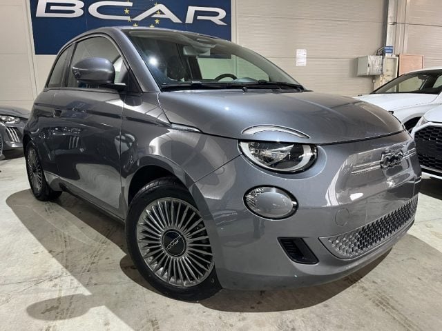 Fiat 500e Berlina 42 kWh Icon Navi/Telecam+Park/Sedili risca - foto 2 di 4