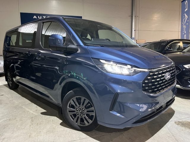 Ford Tourneo Custom 320 2.0 EcoBlue 150CV PL Titanium 9 POSTI - foto 2 di 4